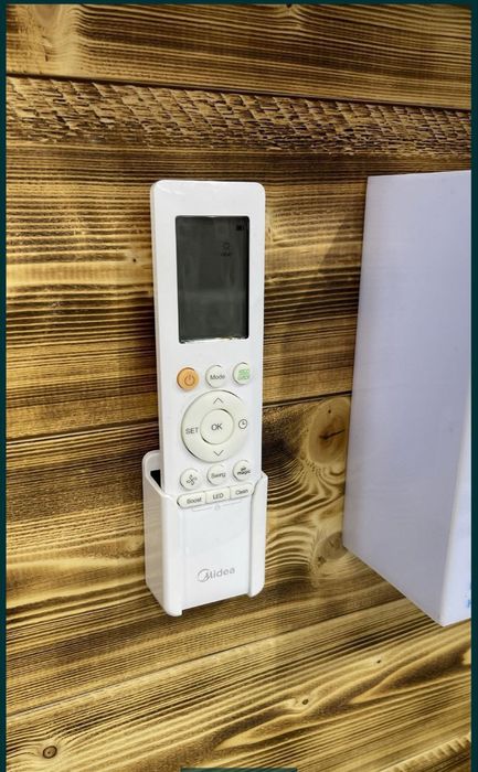 Кондиционер Midea Инвертор.