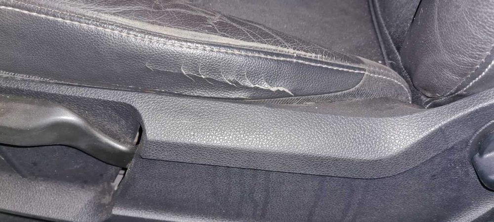 САЛОН / СЕДАЛКИ ЗА ФОРД КУГА  2010 г. Ford Kuga   – 800 лв.