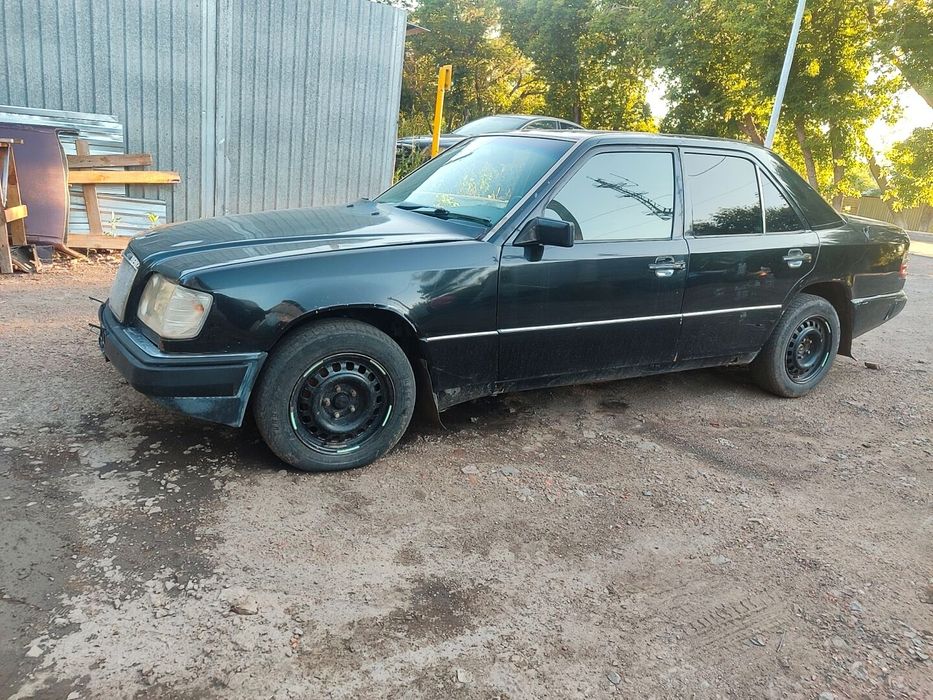 По запчастям Мерседес W124
