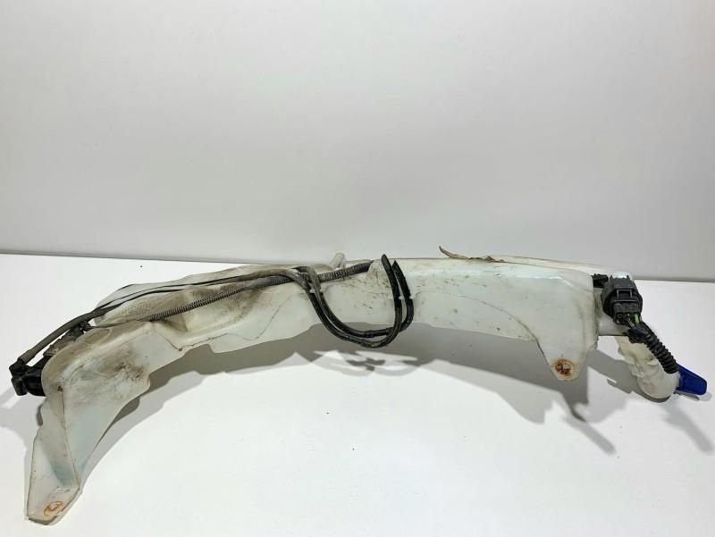 Vas lichid parbriz Ford Kuga 3M51-13K163-AC 2.0 tdi G6DG 136 cp