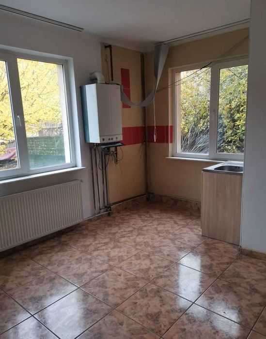 Inchiriere Casa D+P+E, Pitesti, Prundu, 7 camere, nemobilata