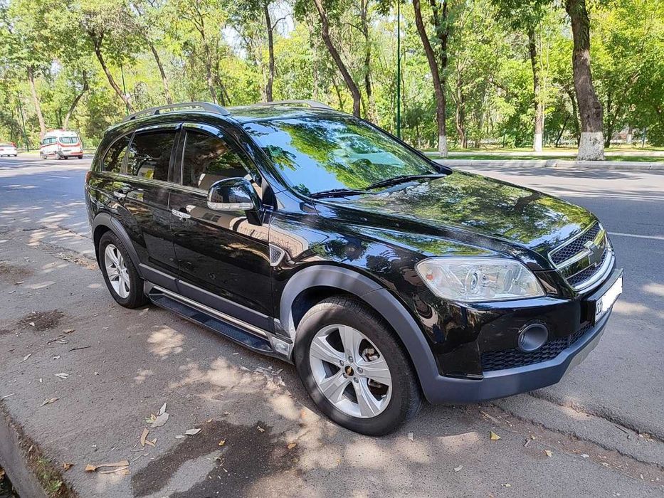 Продаётся своя каптива-1 2009