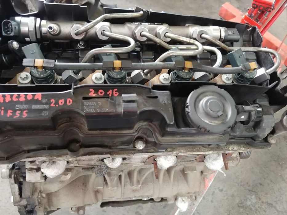 injector 2.0 d mini cooper f55 f56  bmw seria 5 f10 seria 1 f20 f21 bmw x4 f26 0445110743
