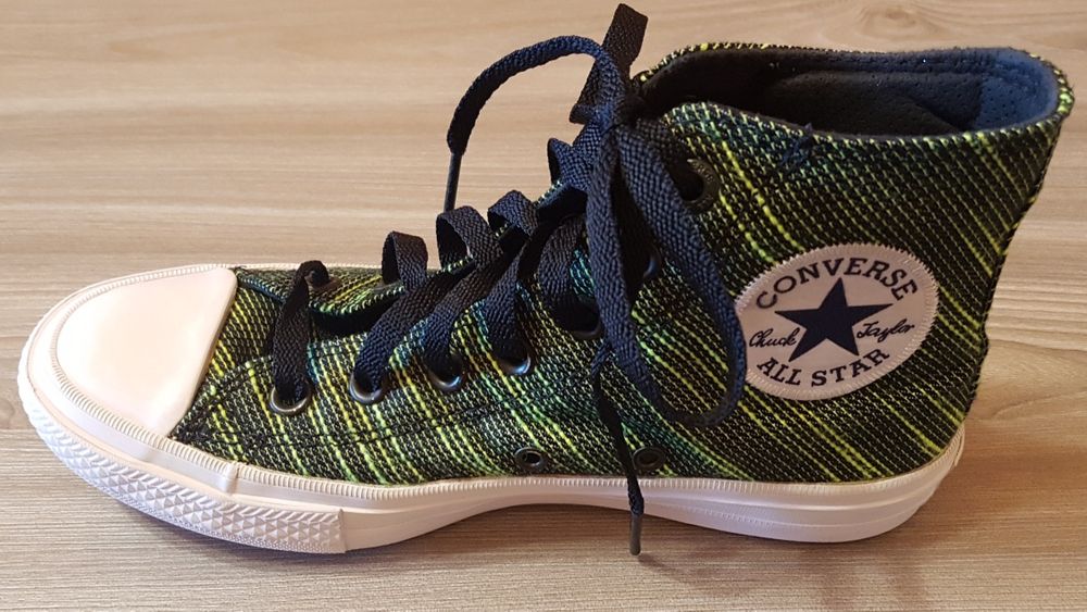 Bascheti Converse All Star Chuck Taylor , măr. 37