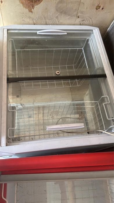 Холодильники для магазина