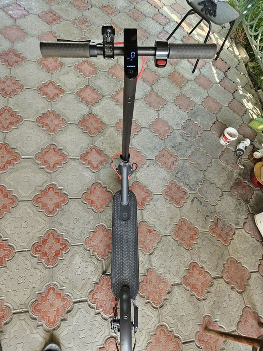 Xiaomi Mija Electric Scooter Pro 300w..