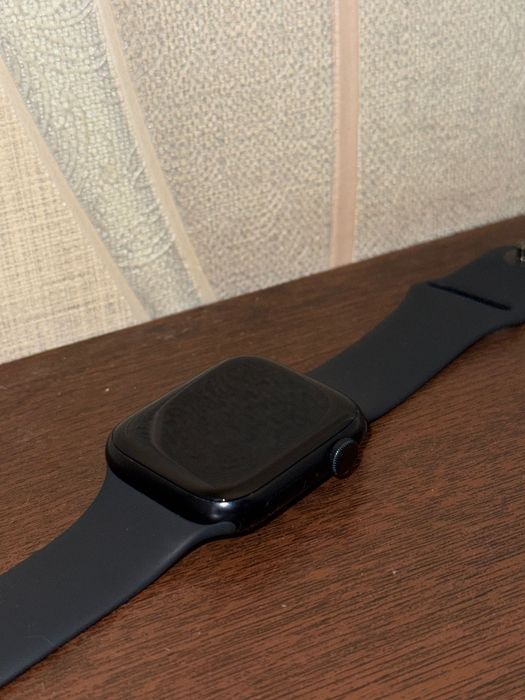 Apple Watch Series 8 (45mm) тёмно-синий цвет (to‘q ko‘k rang)