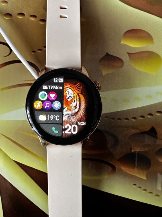 Продам часы! Новые!