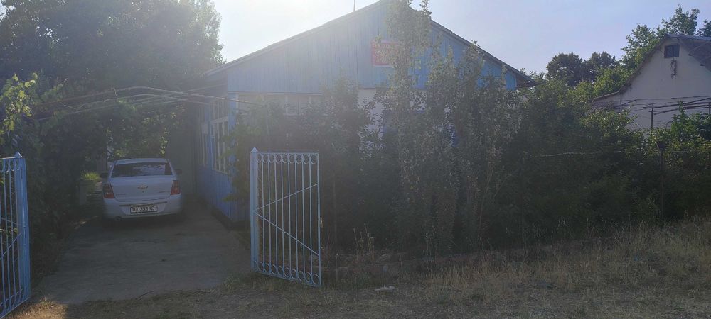 6 sotix Dacha sotiladi Parkent tumani soy boyida