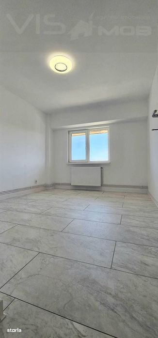 Apartament 2 camere, zona de jos