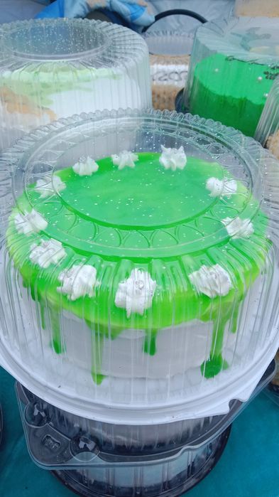 Біз бүкіл шиліге трот апарамыз