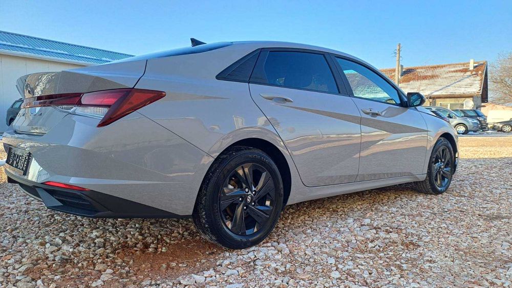 Hyundai Elantra хюндай елантра 2.0бензин 2023г.