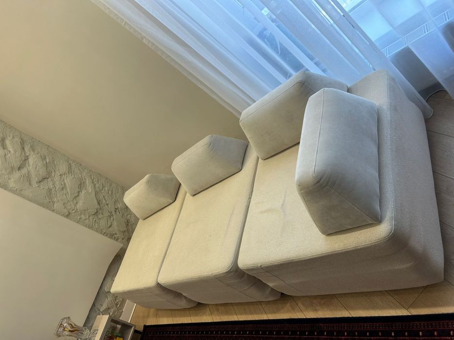 Диван бежевый букле 2,90:90