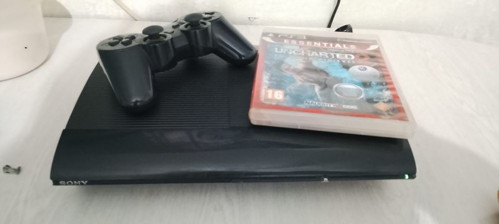 Продам плейстейшин 3