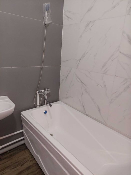 Novostroykada 1 xonali uy uzoq muddatli ijaraga. Faqat oila uchun