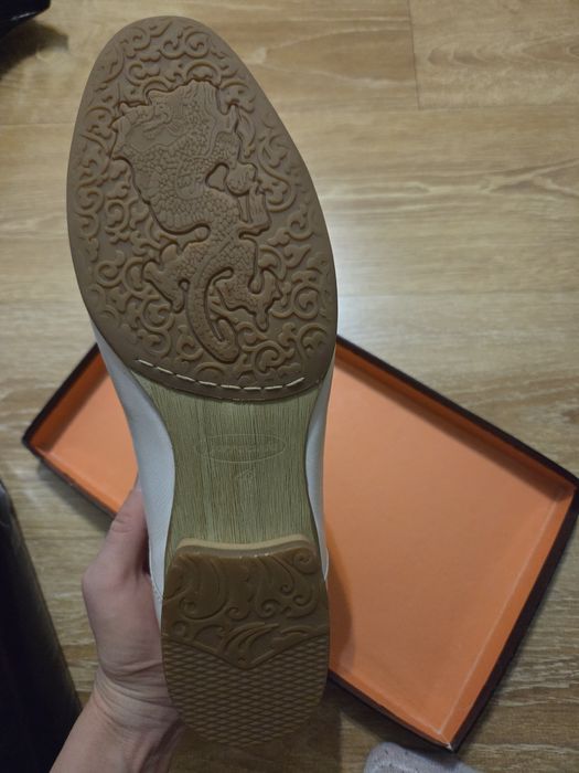 Мужские туфли белые