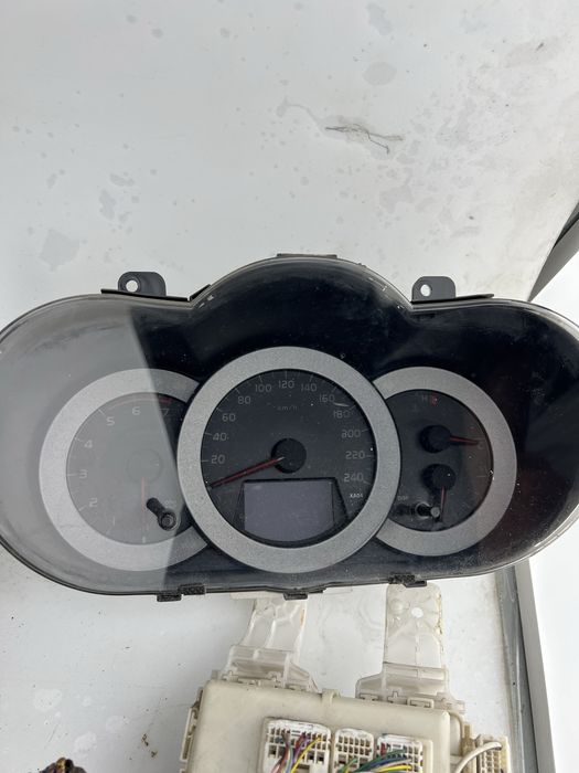 Toyota RAV 4 (XA30) Unitate/modul comandă servodirecție 8965042040 Toyota RAV 4 (XA30) Kit  pornire cu ECU motor și set