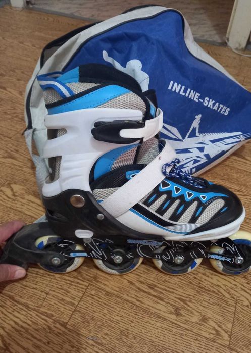 Продается роликовые коньки