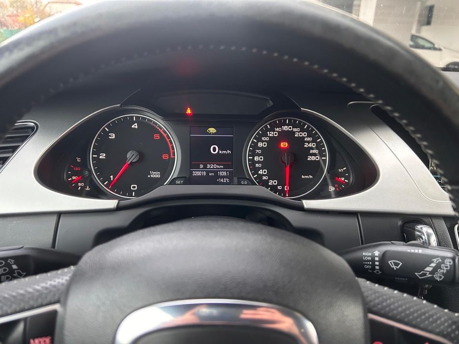 Audi A4 B8 2.0 Sline