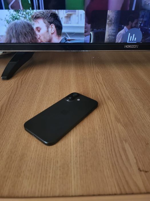 Telefon iphone 16