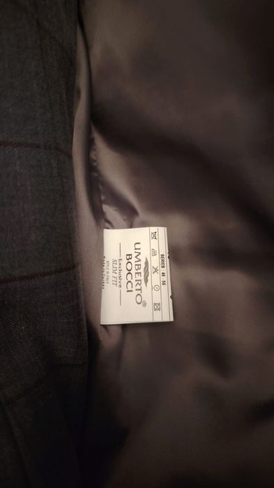 Продаются костюм 46 размер