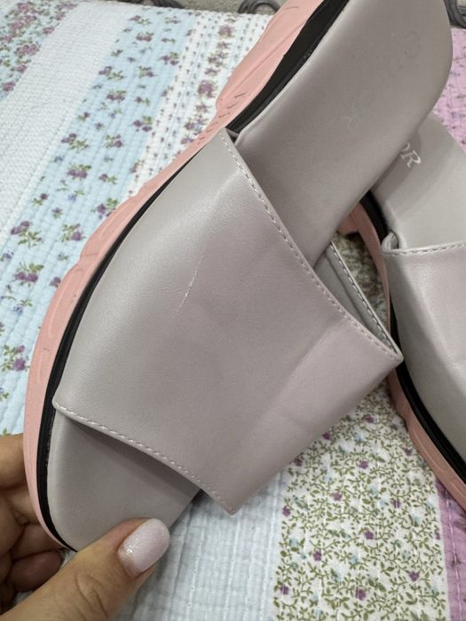 Шлепки женские новые