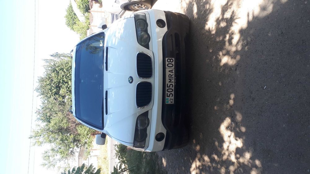 Продается БМВ Х5 2001г