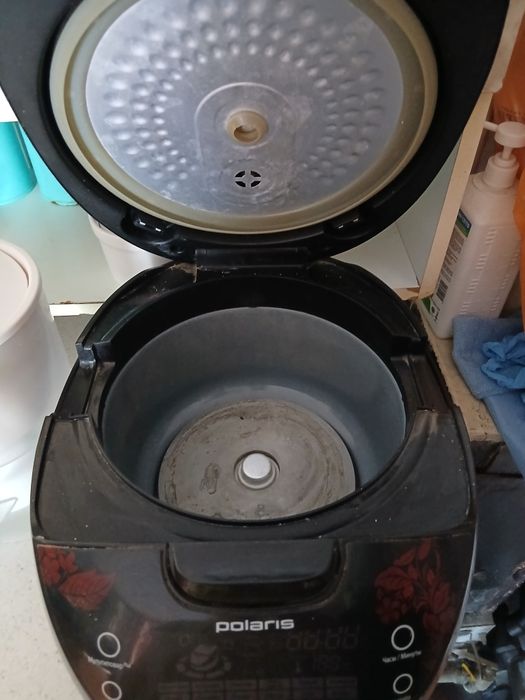 Продам мультиварку Polaris в отличном состоянии