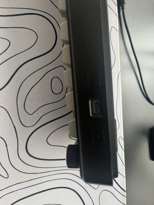 Продам клавиатуру Ajazz AK820 MAX