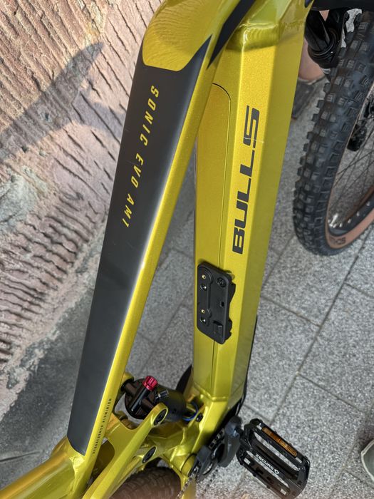 НОВ електрически велосипед Bulls Sonic EVO AM1  с гаранция