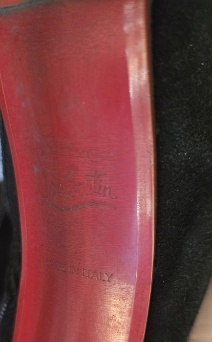 Продам Louboutin батильоны полусапожки