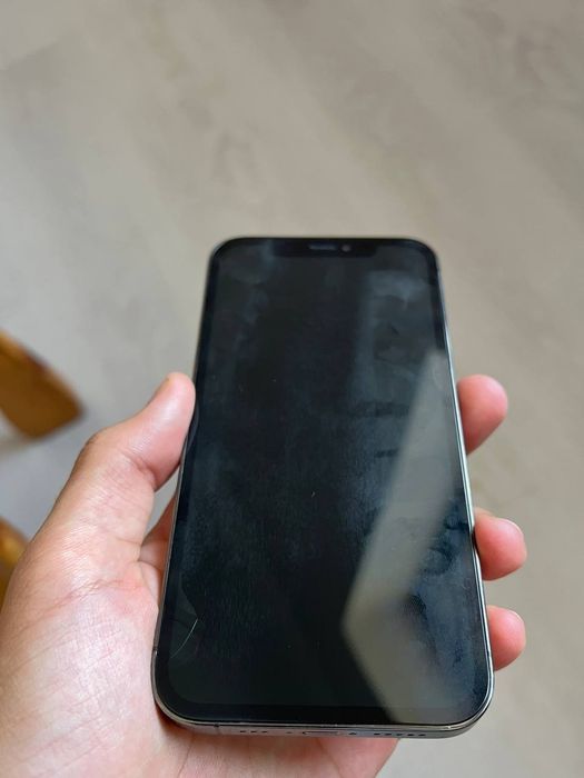 iPhone 12 Pro B/A 128 gb