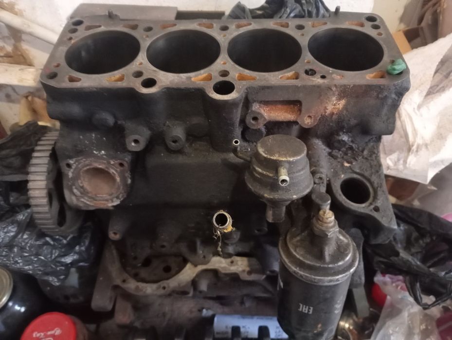 Двигатель блок мотор