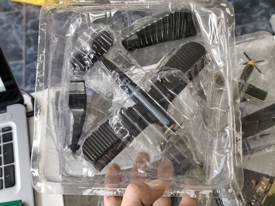 Метални макети на самолети Нови Amer