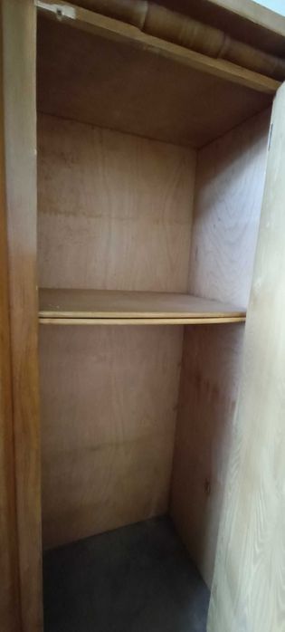 Продажба на стари мебели