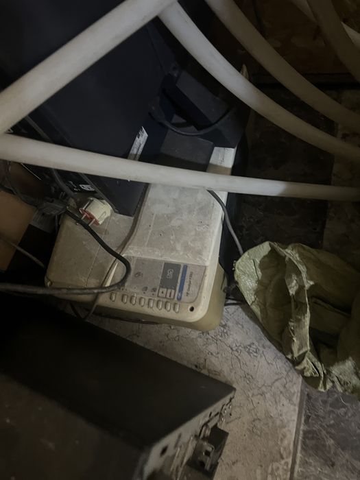 Продам стаблизатор по 5000