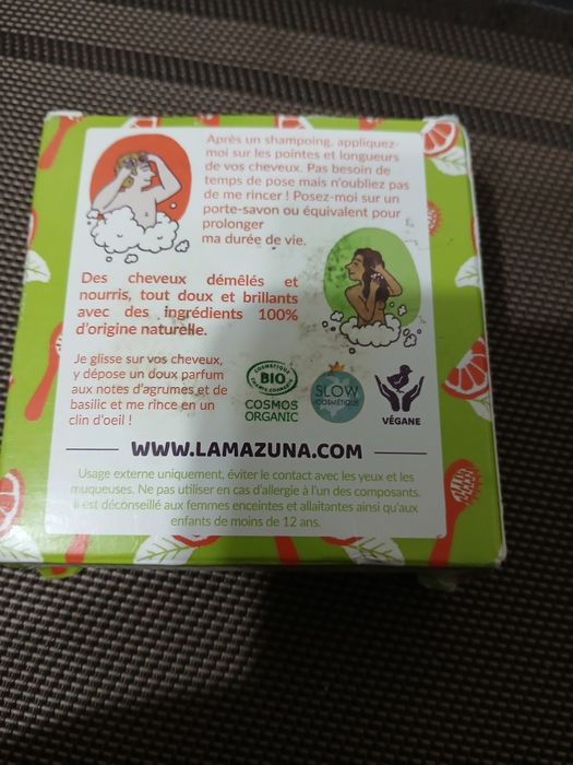 Sampon solid pentru scalp sensibil cu pudra de bujor, Lamazuna, 74 ml