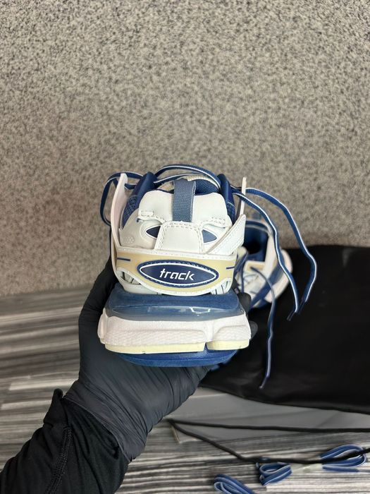 Vând adidasi Balenciaga Track 2 White Blue | marimea 42 | Full Box |