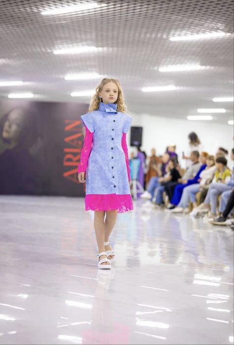 Дизайнерское платье для девочки