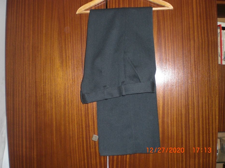 Костюм мъжки вълнен