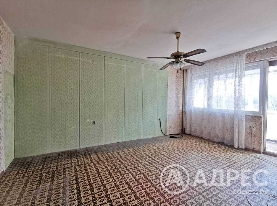 Двустаен апартамент, Здравец Изток, 66 кв.м., ет. 12, ЕПК, за ремонт