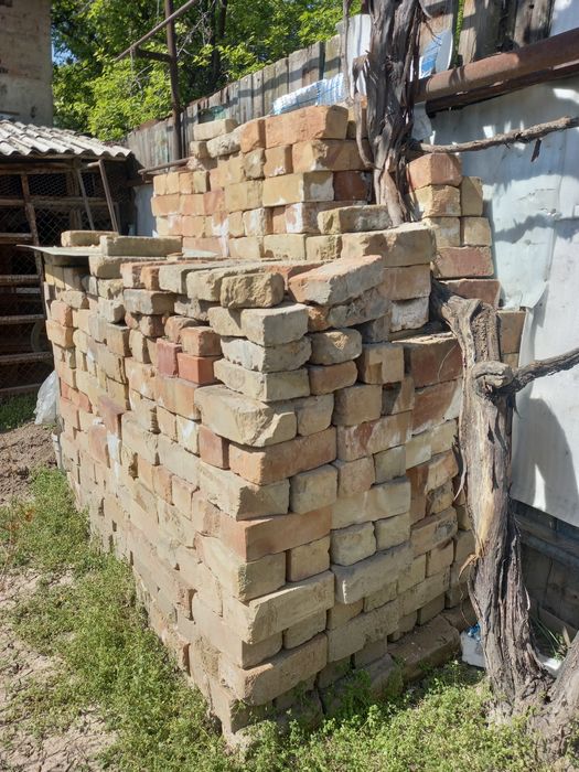 Кирпич полуторка.