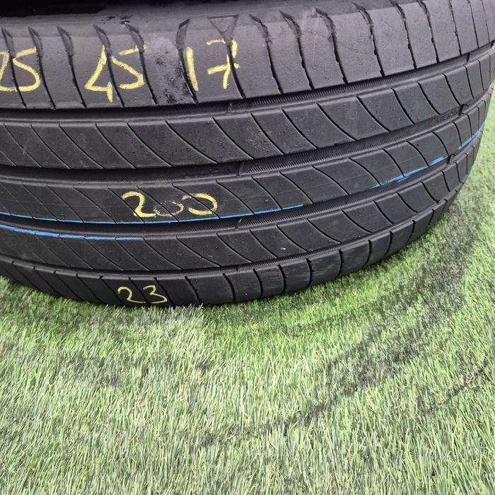 225 45 17 Michelin vară