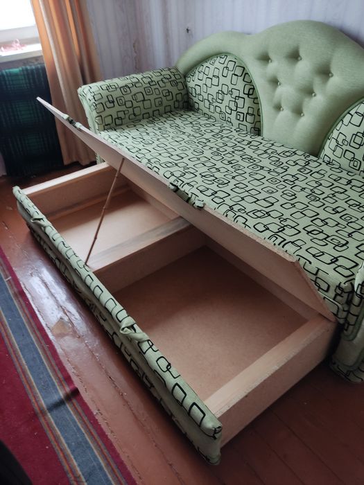 Продается раскладной диван