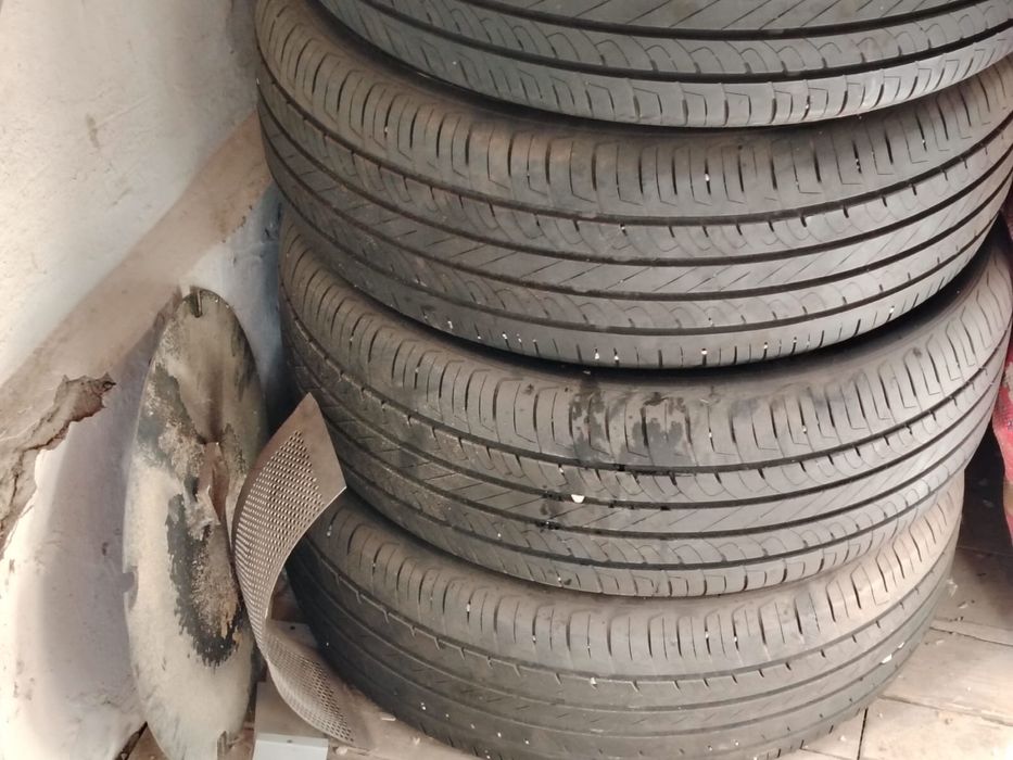 Покрышка почти новый