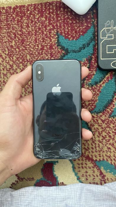 iPhone X 64гегабайт