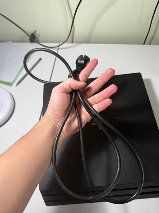 Ps 4 pro срочно!