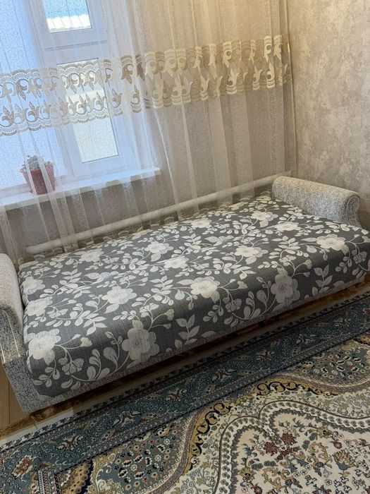 Продается раздвижной диван