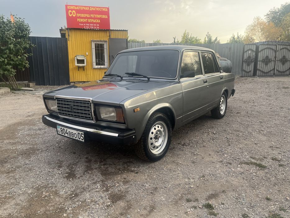 Ваз 2207 жигули.
