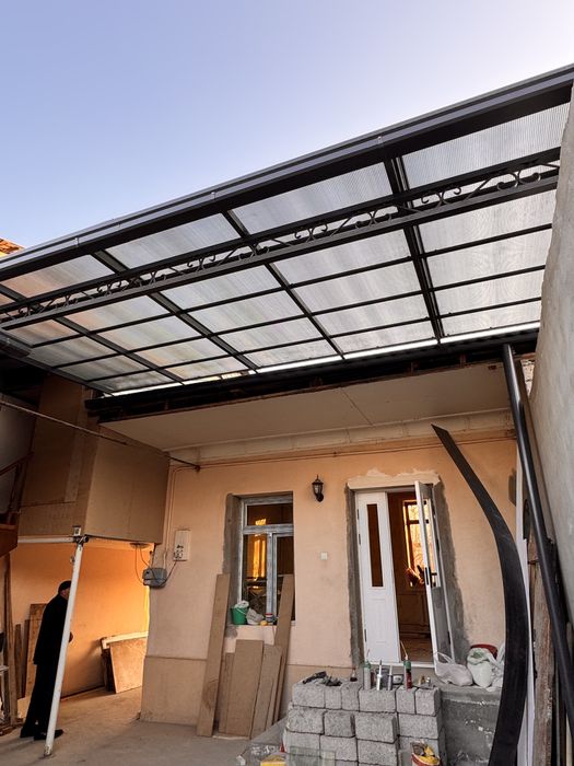 Металическое перила ограждения навес